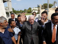Джимми Картер во время поездки в Сектор Газа